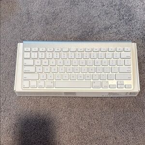 Apple Wireless Keyboard